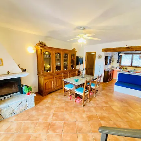 Apartmán Casa Vacanza Lu Fraili *